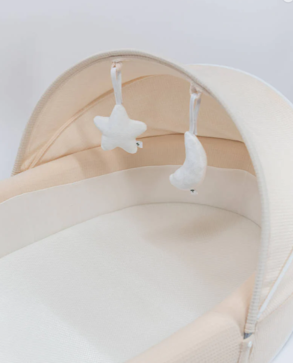 Luna & stella co-sleeping baby bed